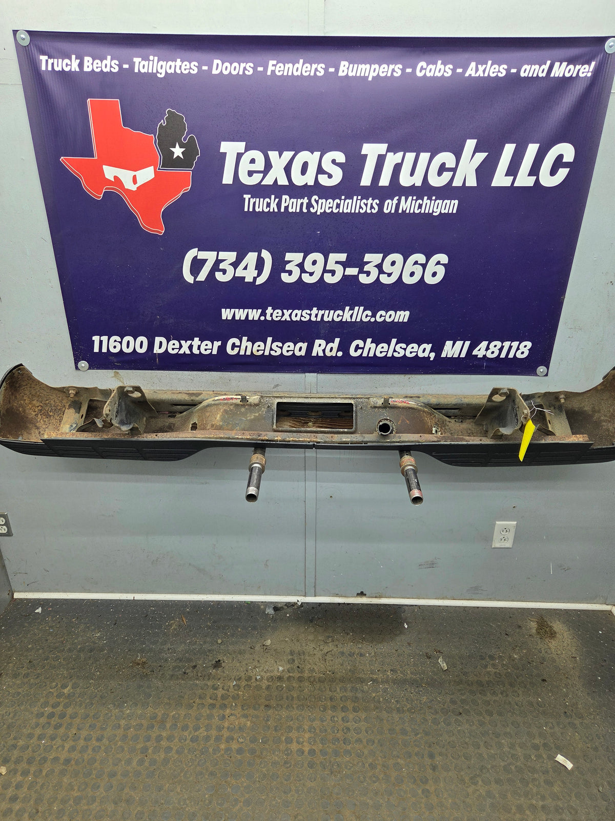 1999-2007 Chevrolet Silverado / GMC Sierra 1500 Rear Bumper
