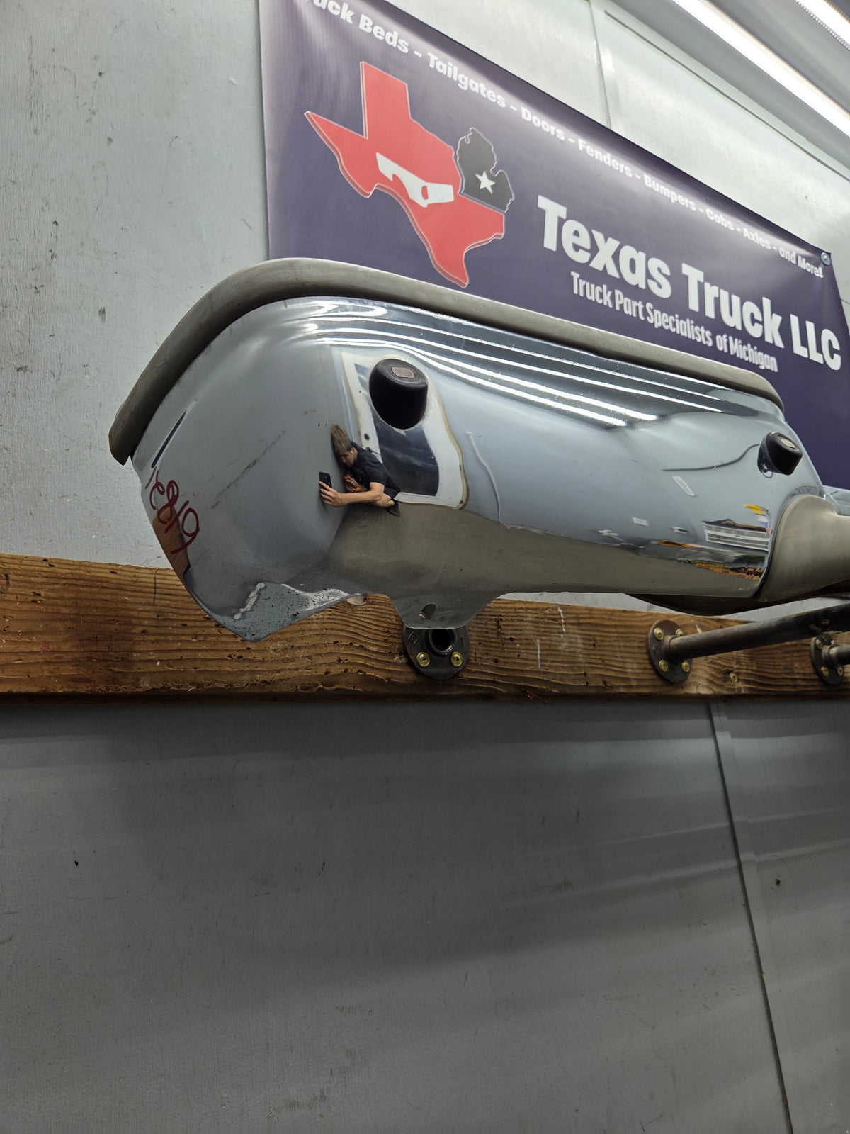 1999-2007 Ford Super Duty F250 F350 F450 F550 Rear Bumper