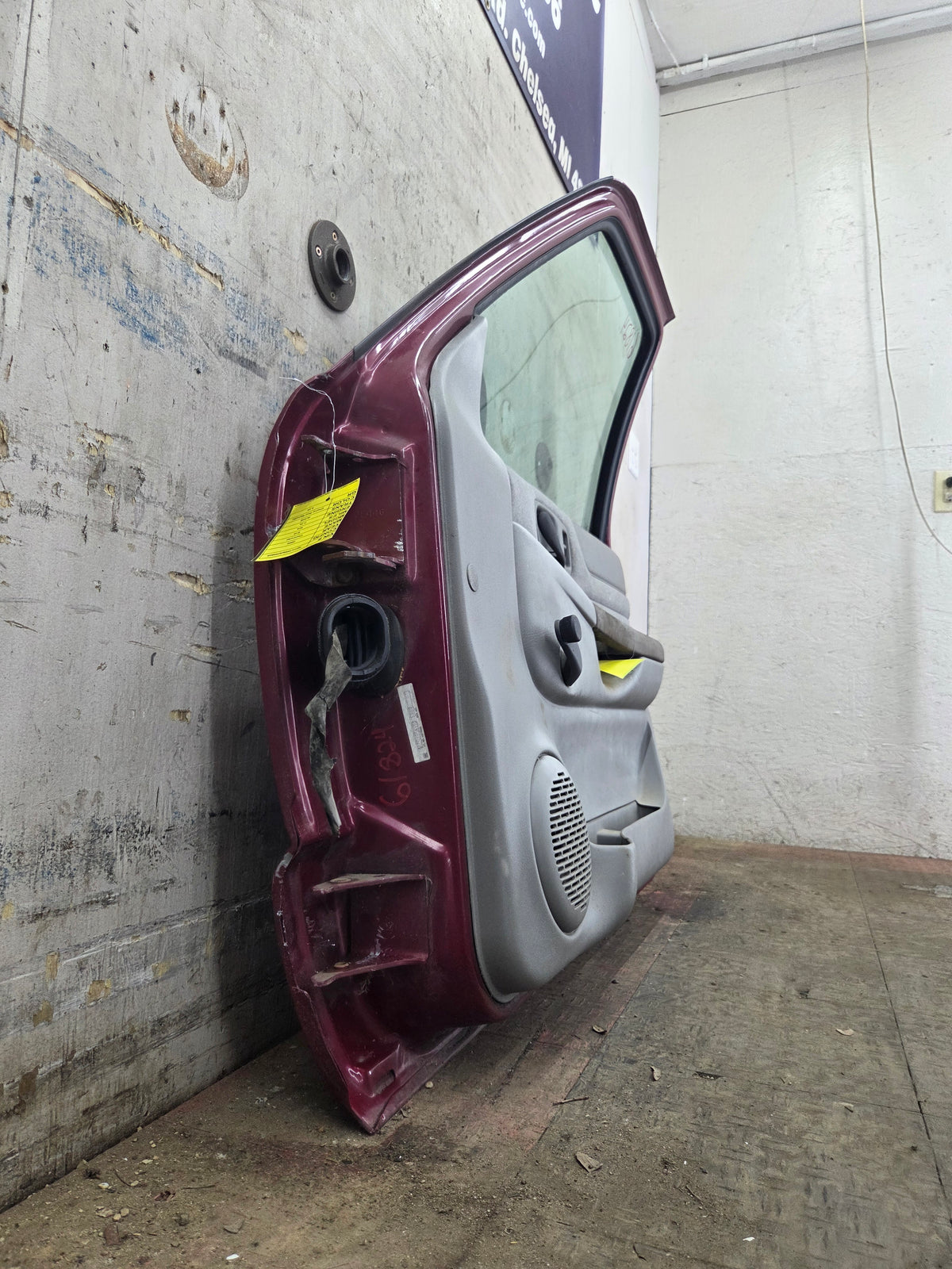 1994-2004 Chevrolet S10 / GMC Sonoma RH Passenger Side Front Door
