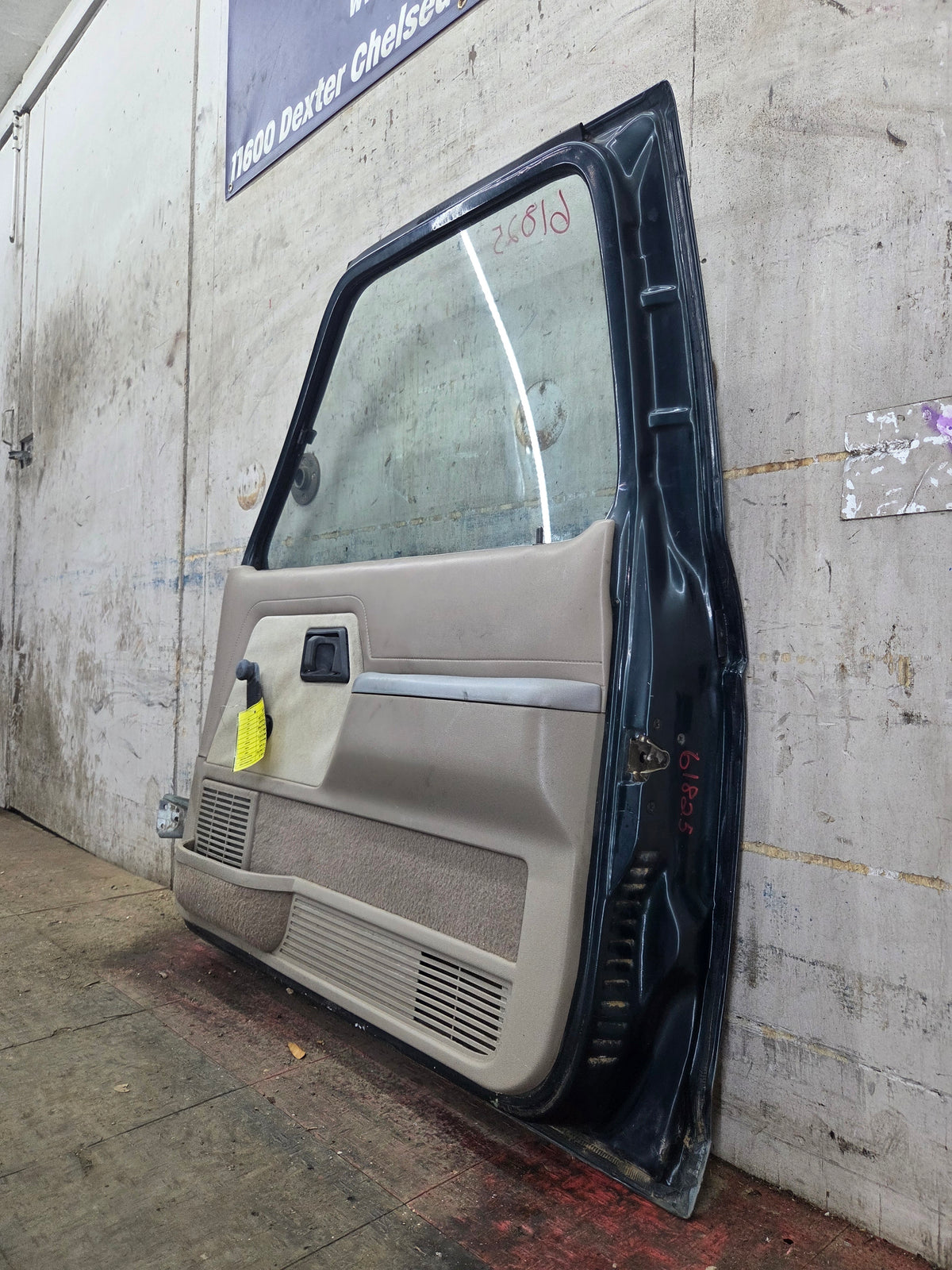 1989-1992 Ford Ranger Passenger Side Front Right Hand Door