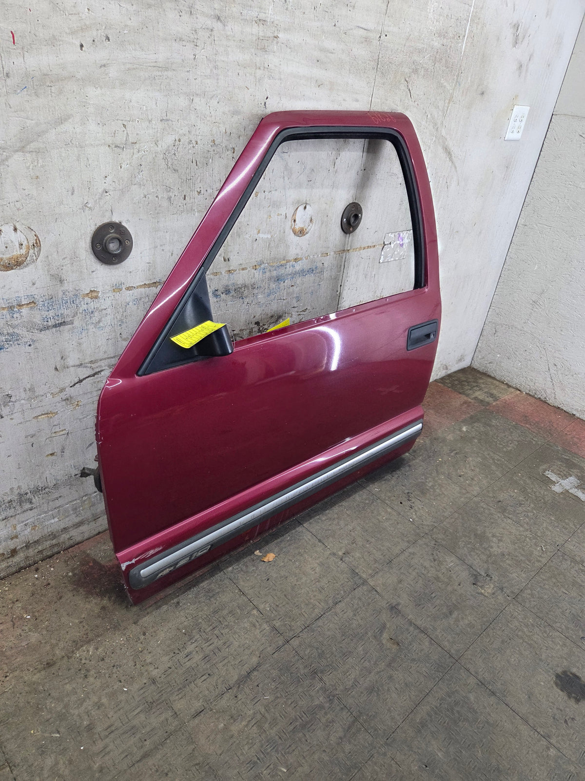 1994-2004 Chevrolet S10 / GMC Sonoma LH Driver Side Front Door