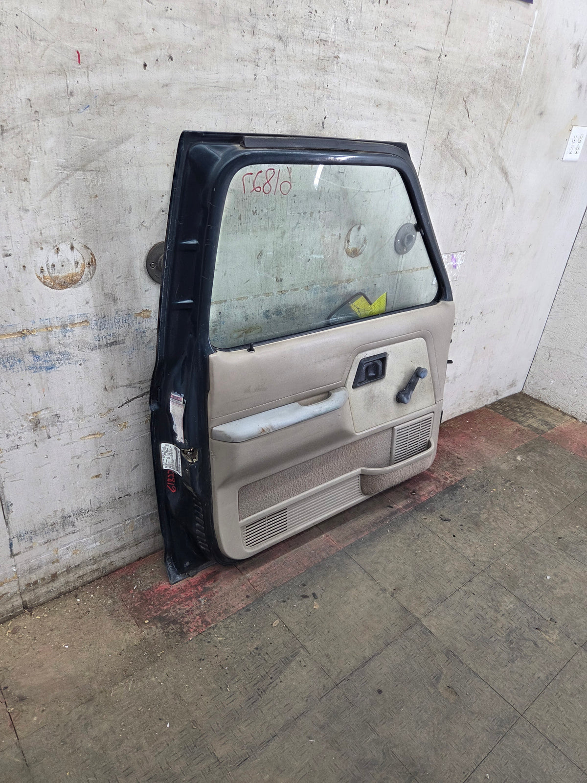 1989-1992 Ford Ranger Driver Side Front Left Hand Door