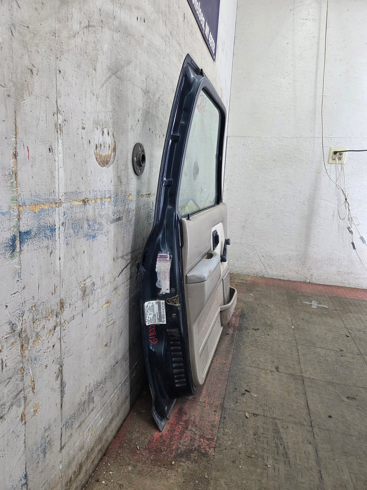 1989-1992 Ford Ranger Driver Side Front Left Hand Door