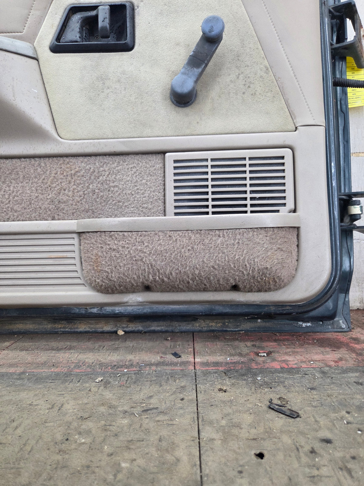 1989-1992 Ford Ranger Driver Side Front Left Hand Door