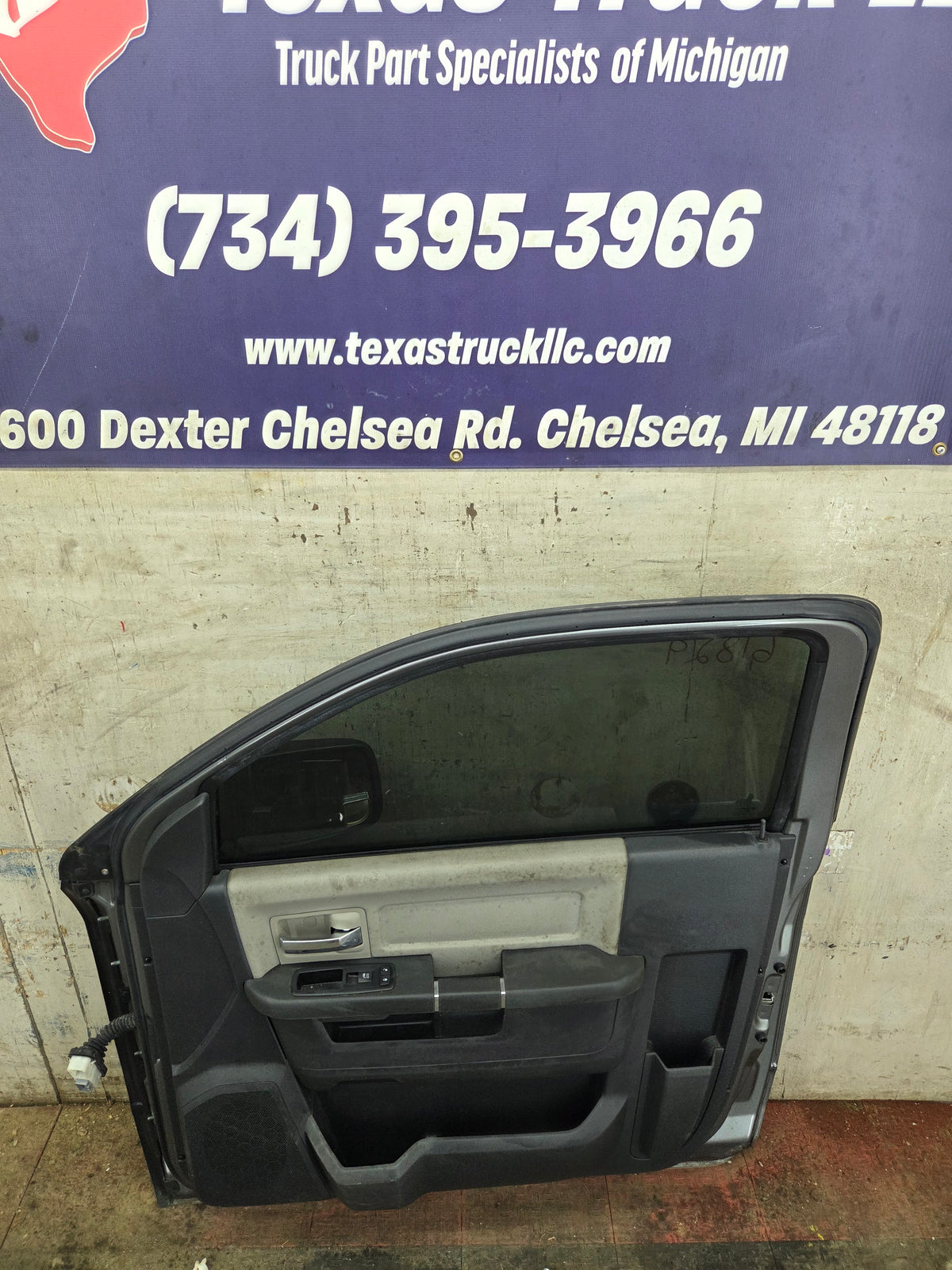 2009-2018 Ram 4th Gen Front Regular Cab Passenger Side Door 1500 2500 3500 4500 5500