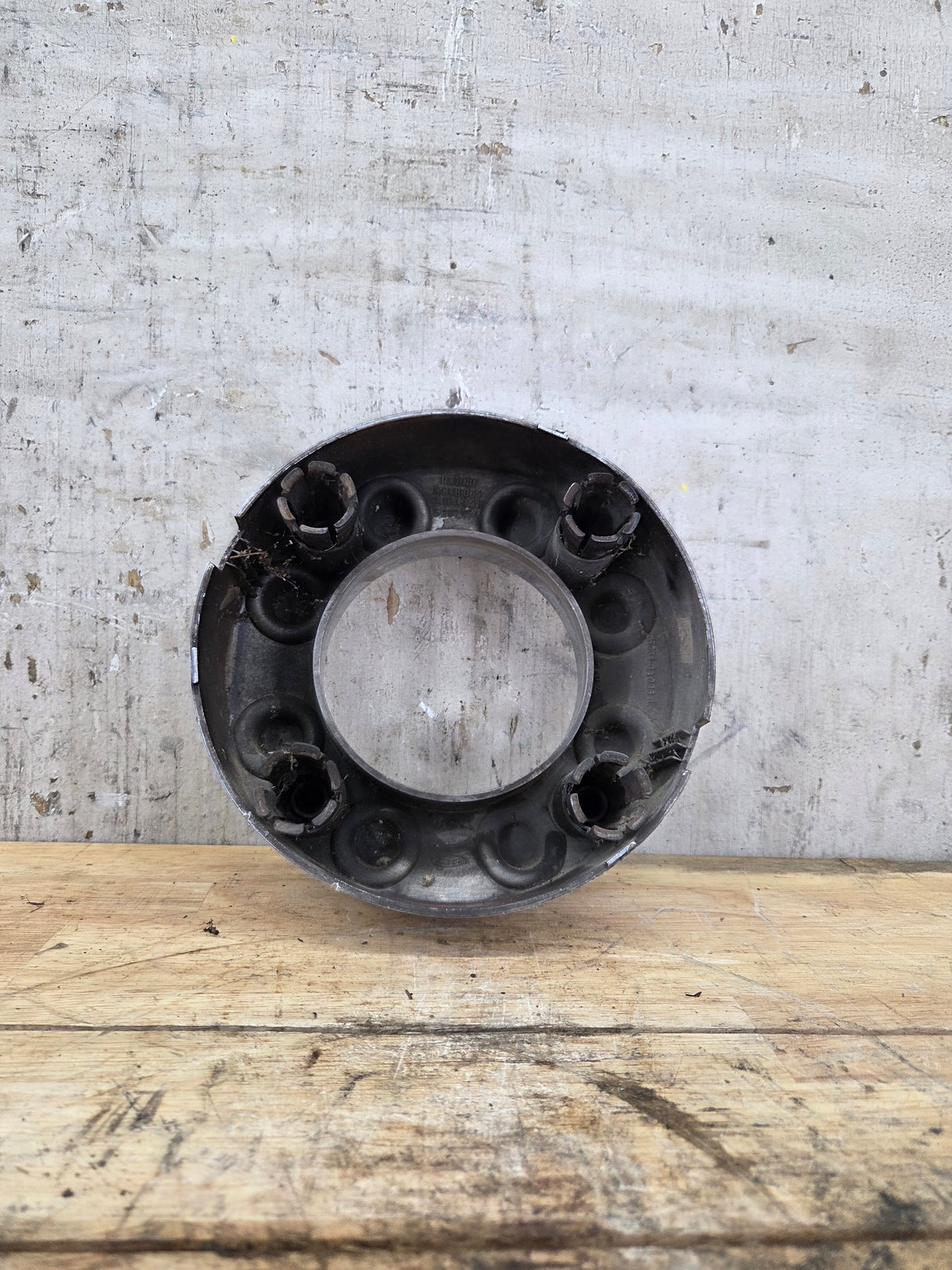 2005-2016 Ford Super Duty Front Hub Cap Center Cap 8 LUG SRW F250 F350 5C34-1A096-LD