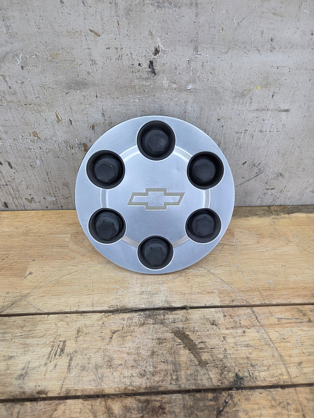 2004-2007 Chevrolet Silverado 1500 Tahoe Suburban 17" Wheel Center Hub Cap 9594520