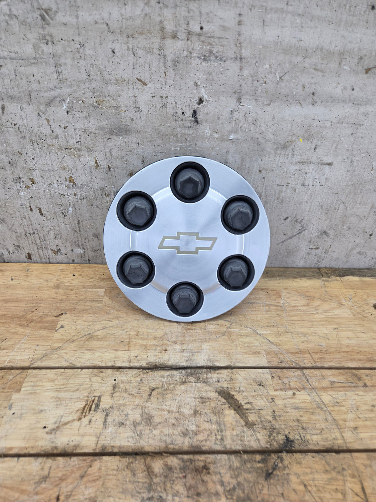 2004-2007 Chevrolet Silverado 1500 Tahoe Suburban 17" Wheel Center Hub Cap 9594520