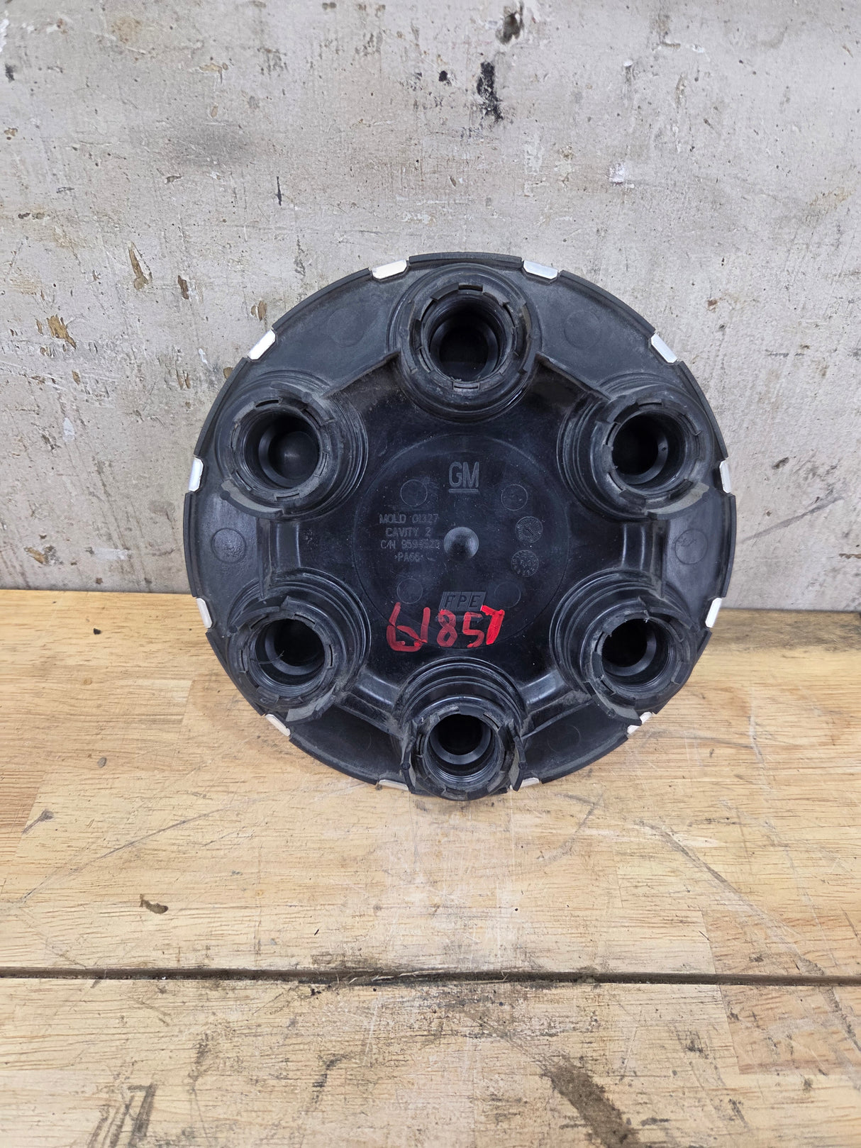 2004-2007 Chevrolet Silverado 1500 Tahoe Suburban 17" Wheel Center Hub Cap 9594520