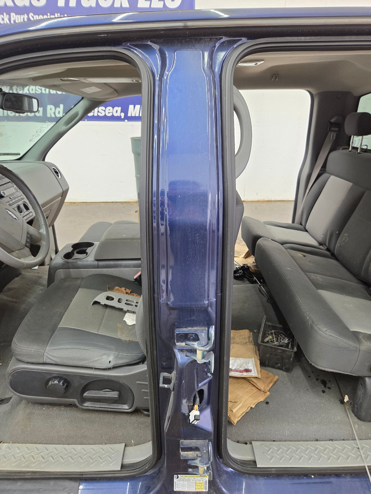2004-2008 Ford F150 4 Door Crew Cab