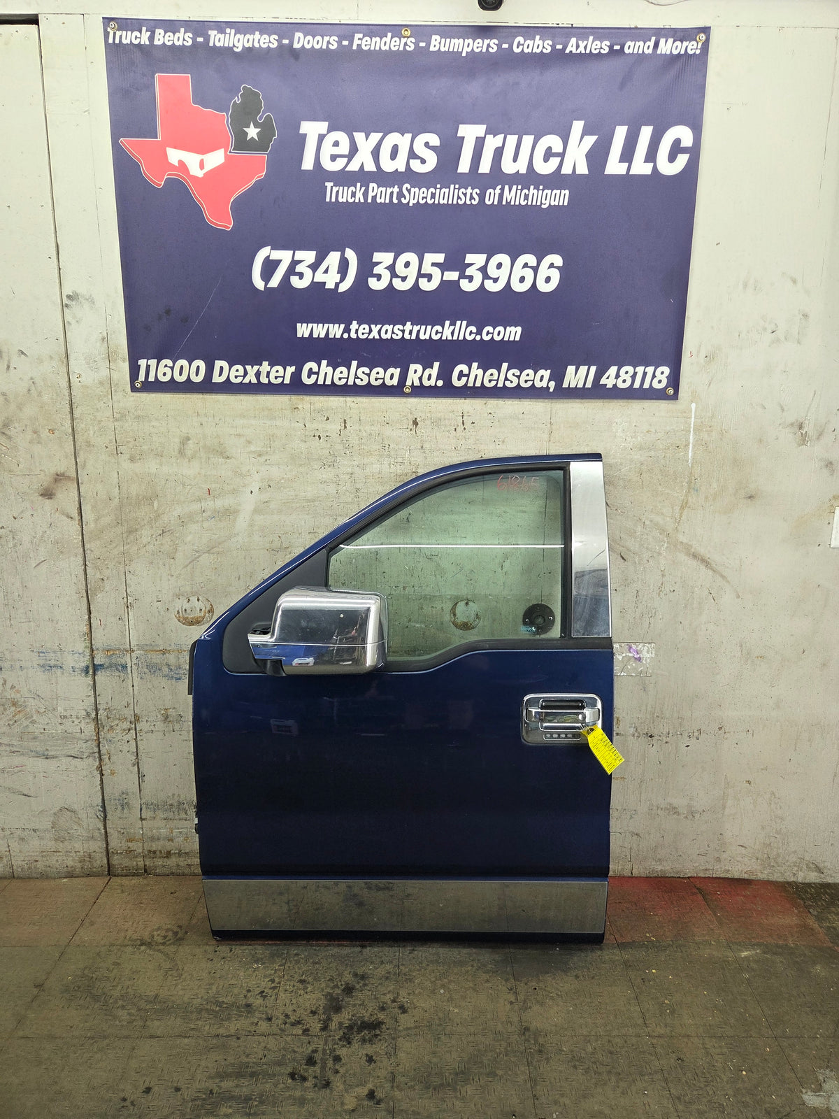 2004-2008 Ford F150 Crew Cab Driver Side Front Door LH