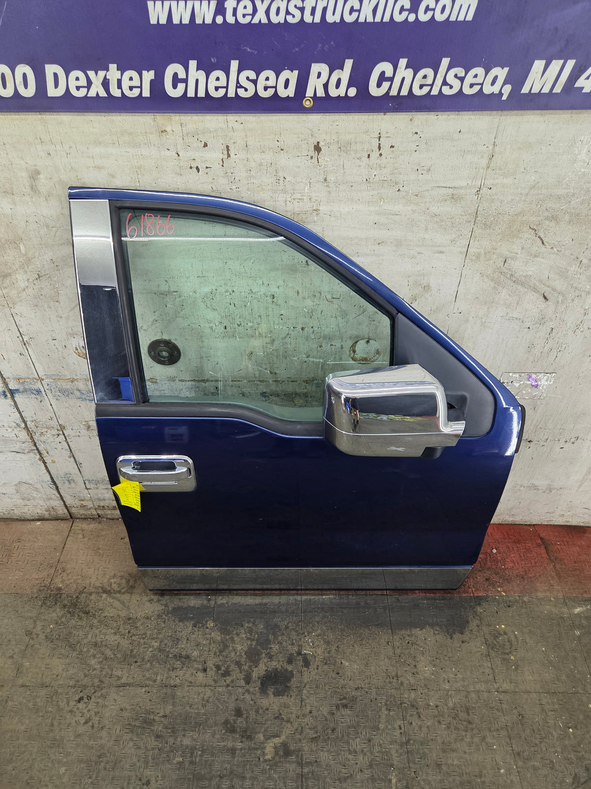 2004-2008 Ford F150 Crew Cab Passenger Side Front Door RH