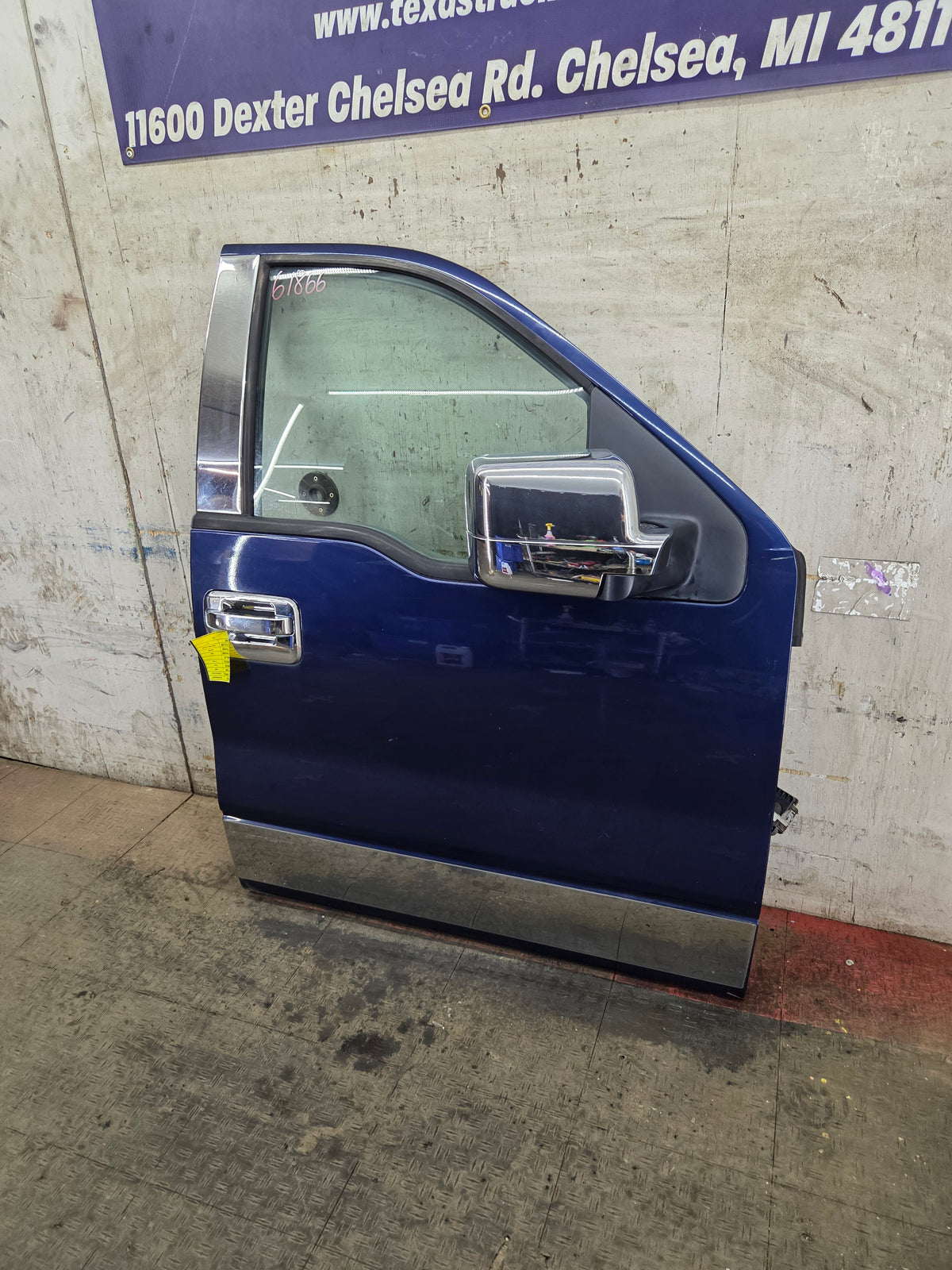 2004-2008 Ford F150 Crew Cab Passenger Side Front Door RH