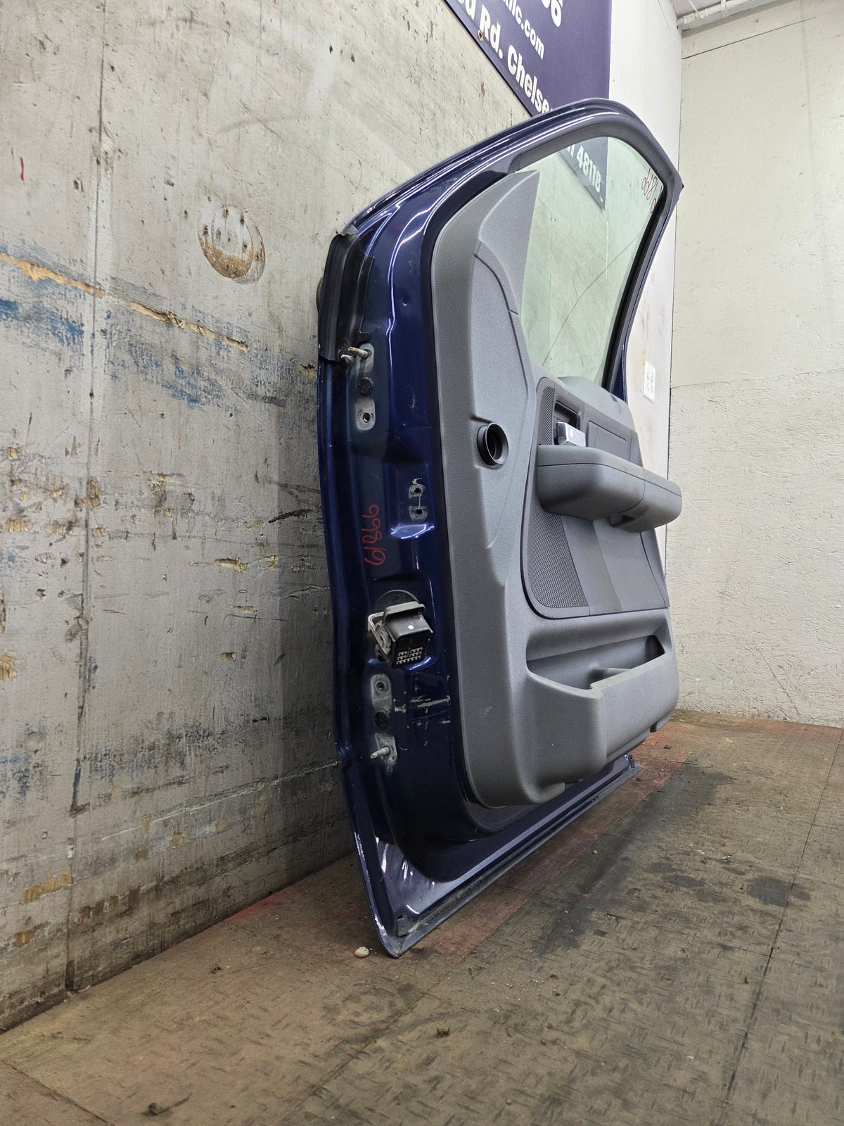 2004-2008 Ford F150 Crew Cab Passenger Side Front Door RH