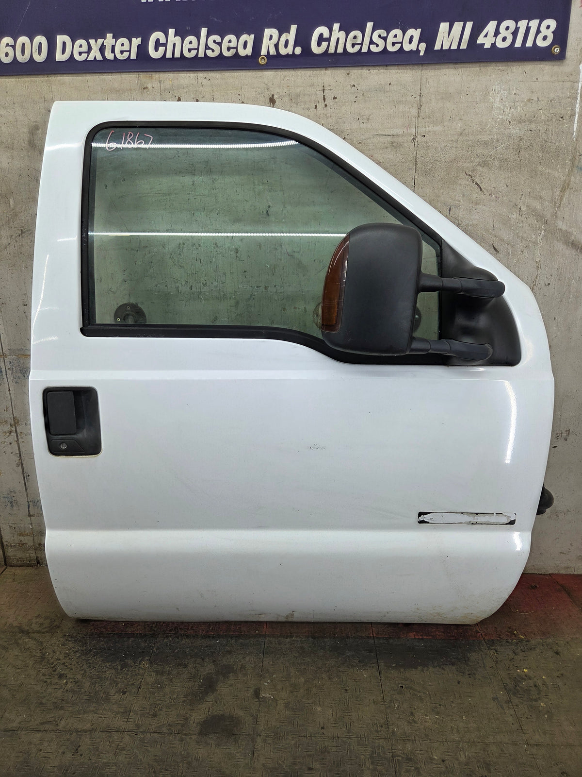 1999-2007 Ford Super Duty RH Passenger Side Front Door F250 F350 F450 F550