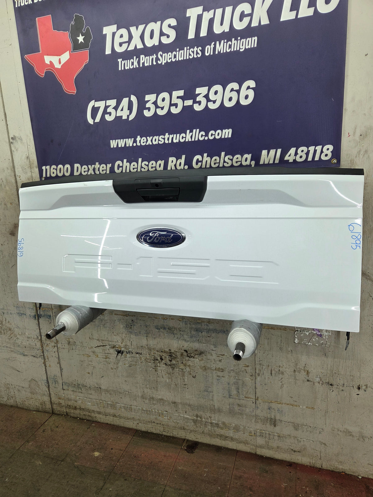 2021-2025 Ford F150 Tailgate - Oxford White