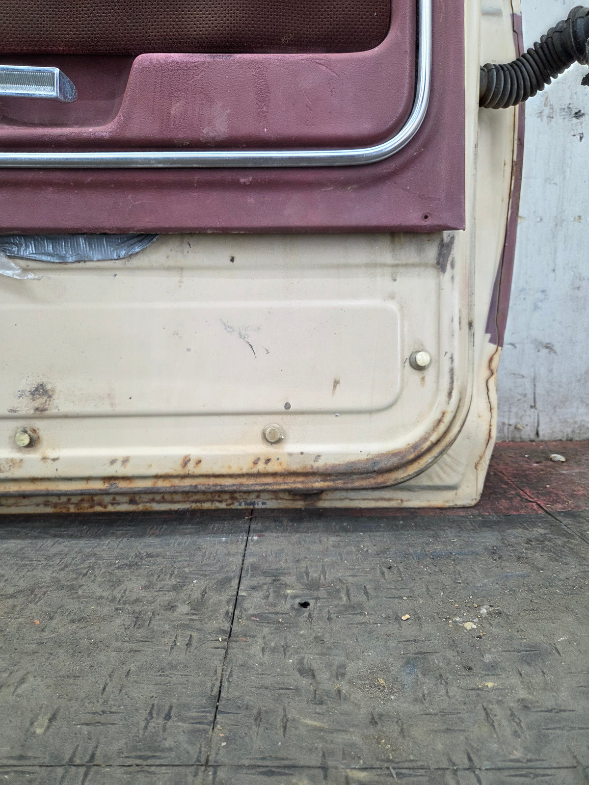 1980-1986 Ford F100 F150 F250 F350 LH Driver Side Front Door