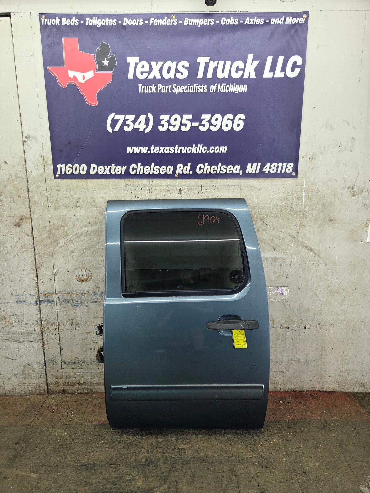 2007-2013 Chevrolet Silverado / GMC Sierra 1500 2500 3500 HD Crew Cab LH Driver Side Rear Door