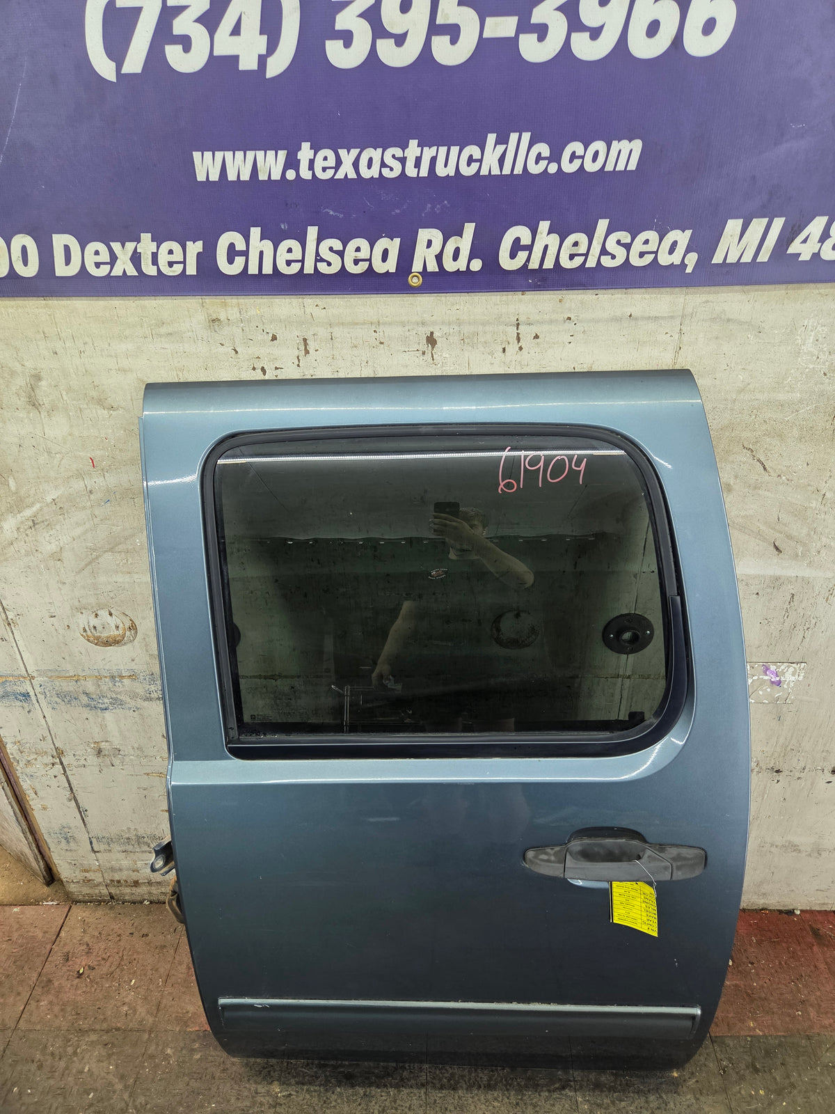 2007-2013 Chevrolet Silverado / GMC Sierra 1500 2500 3500 HD Crew Cab LH Driver Side Rear Door