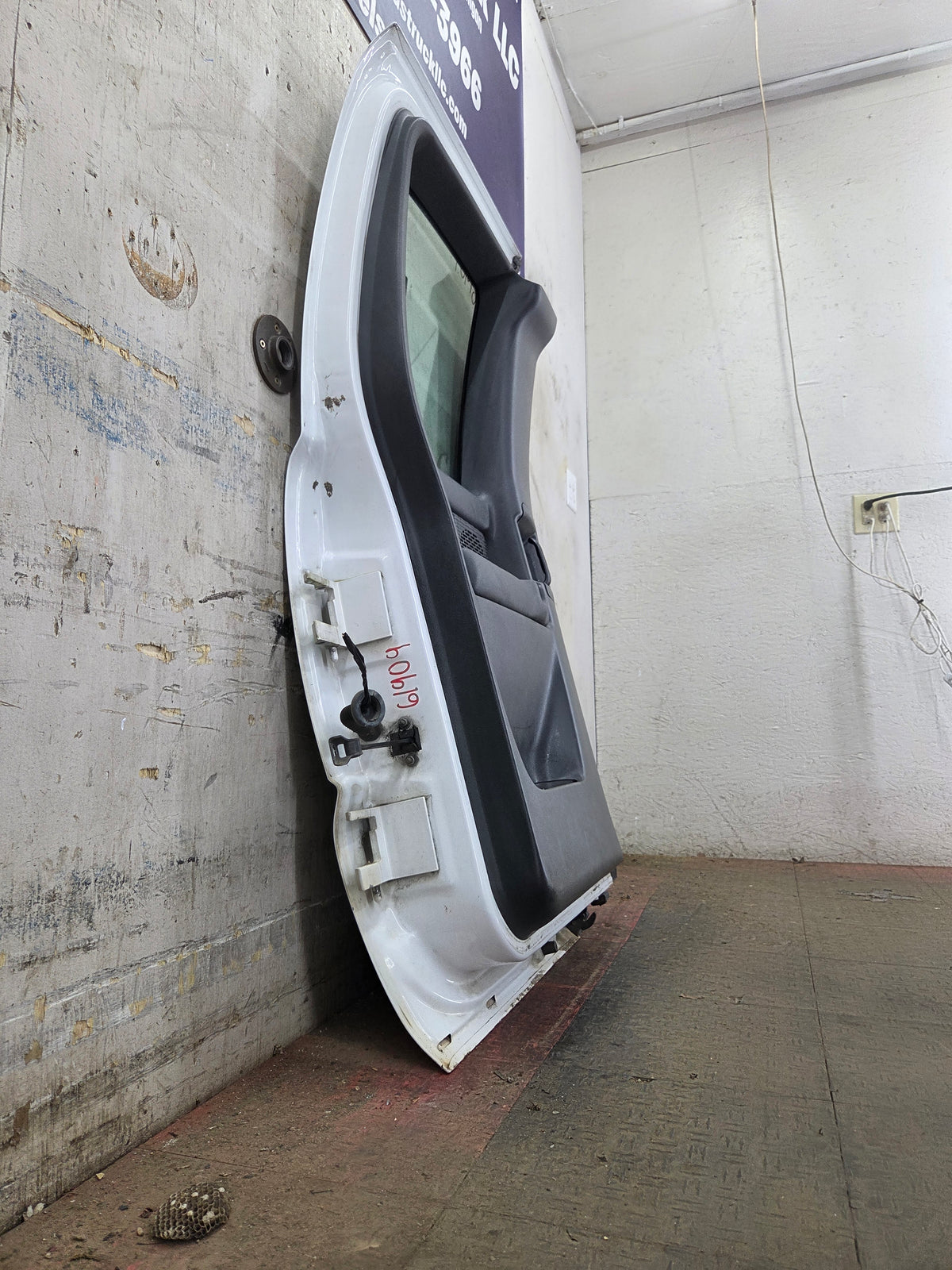 1999-2006 Chevrolet Silverado / GMC Sierra 1500 2500 3500 HD Rear Driver Side Extended Cab Rear Door