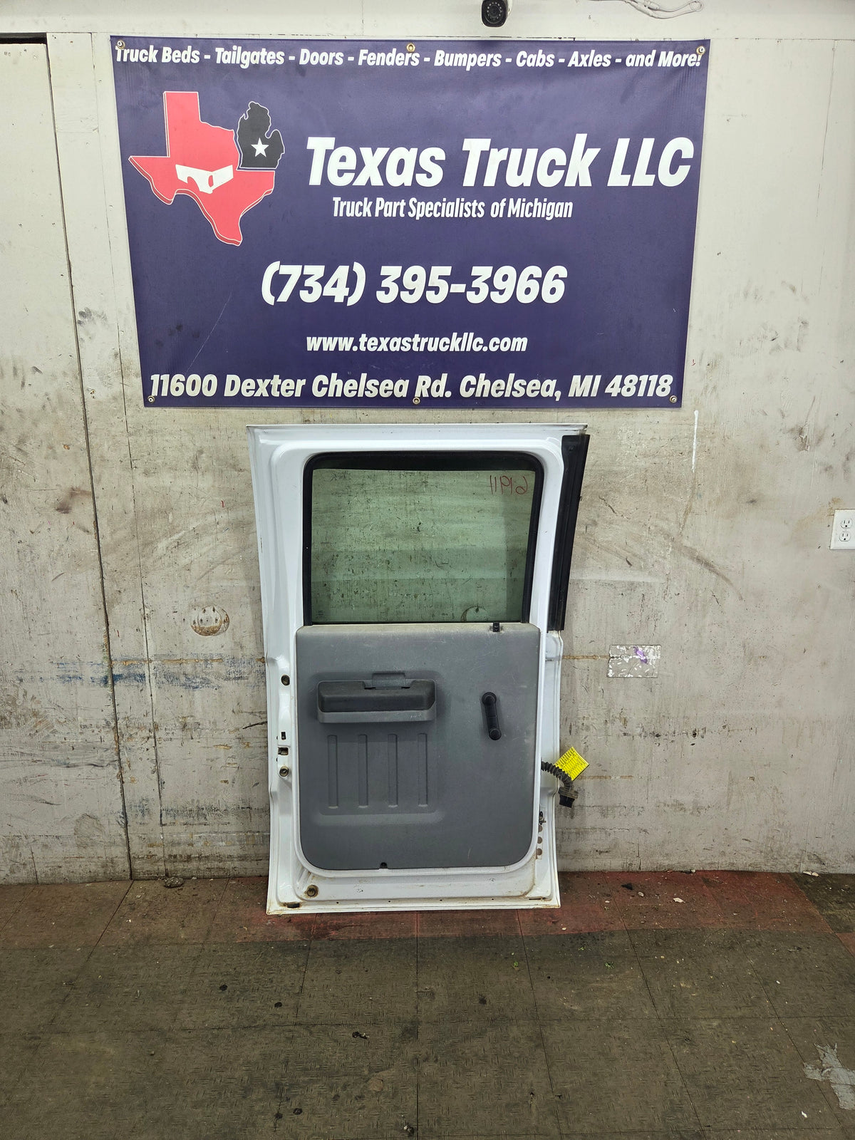 2012-2016 Ford Super Duty Driver Rear Door LH Crew Cab F250 F350 F450 F550