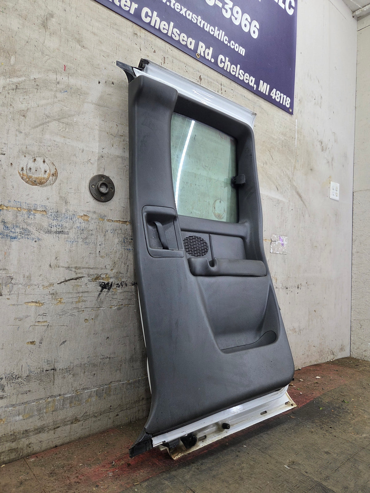1999-2006 Chevrolet Silverado / GMC Sierra 1500 2500 3500 HD Rear Passenger side Extended Cab Rear Door