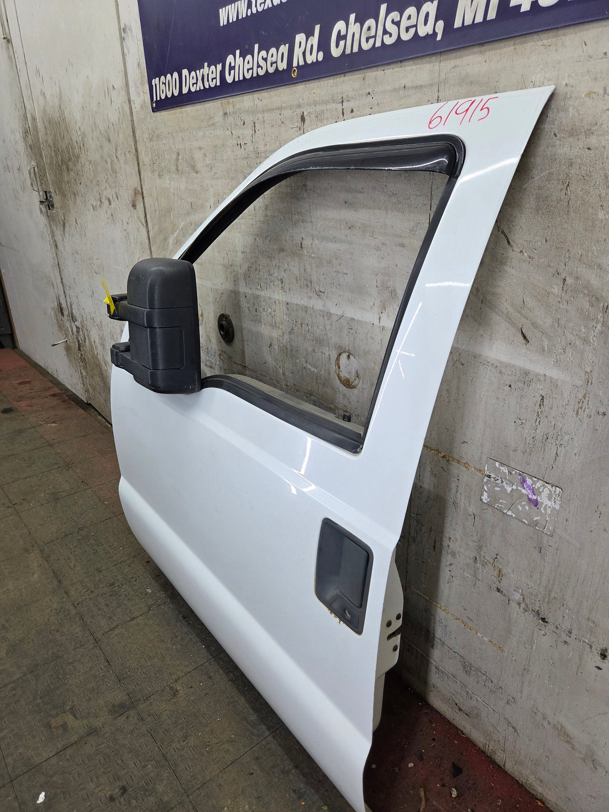 2012-2016 Ford Super Duty LH Driver Side Front Door F250 F350 F450 F550