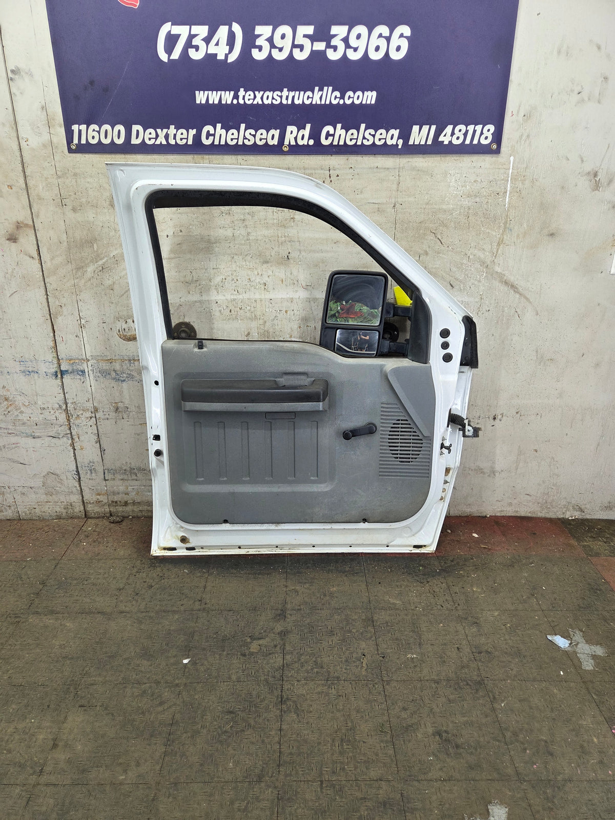 2012-2016 Ford Super Duty LH Driver Side Front Door F250 F350 F450 F550