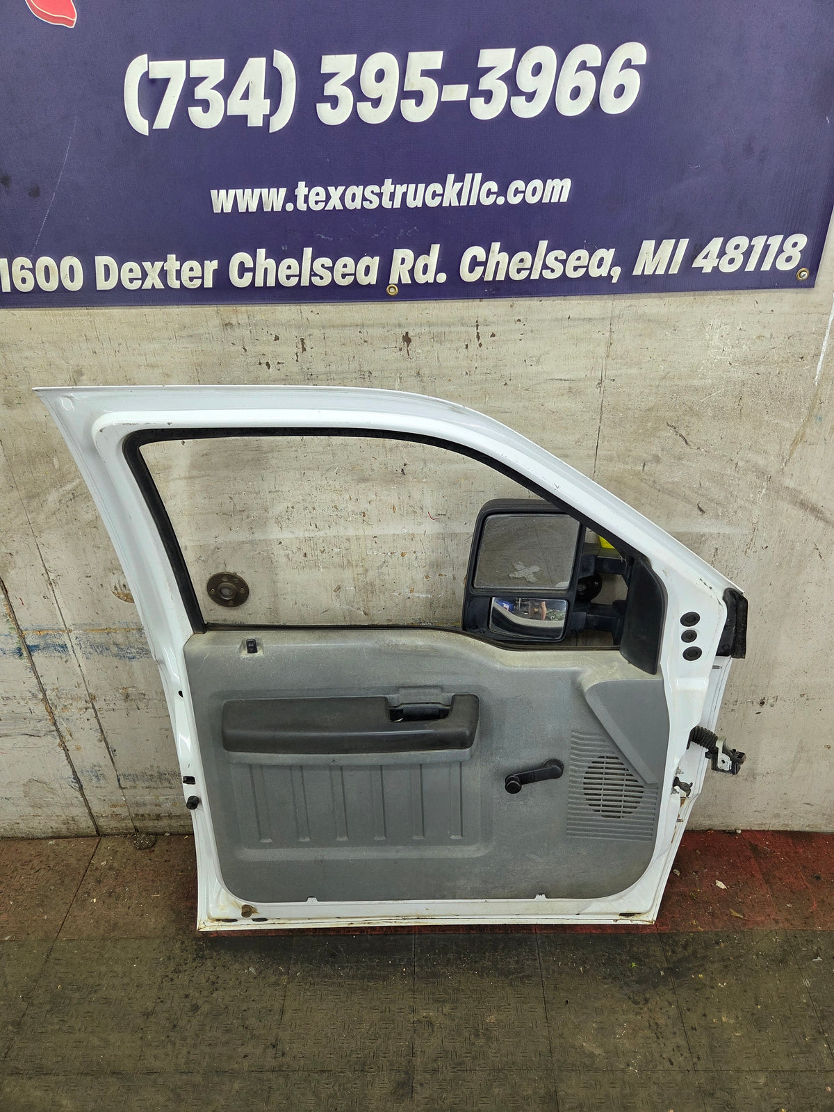2012-2016 Ford Super Duty LH Driver Side Front Door F250 F350 F450 F550