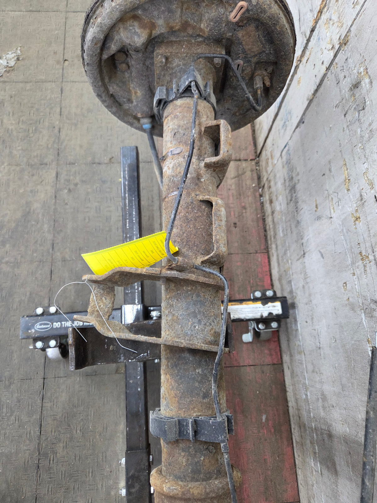 1999-2006 Chevrolet Silverado GMC Sierra 1500 3.23 Rear Axle