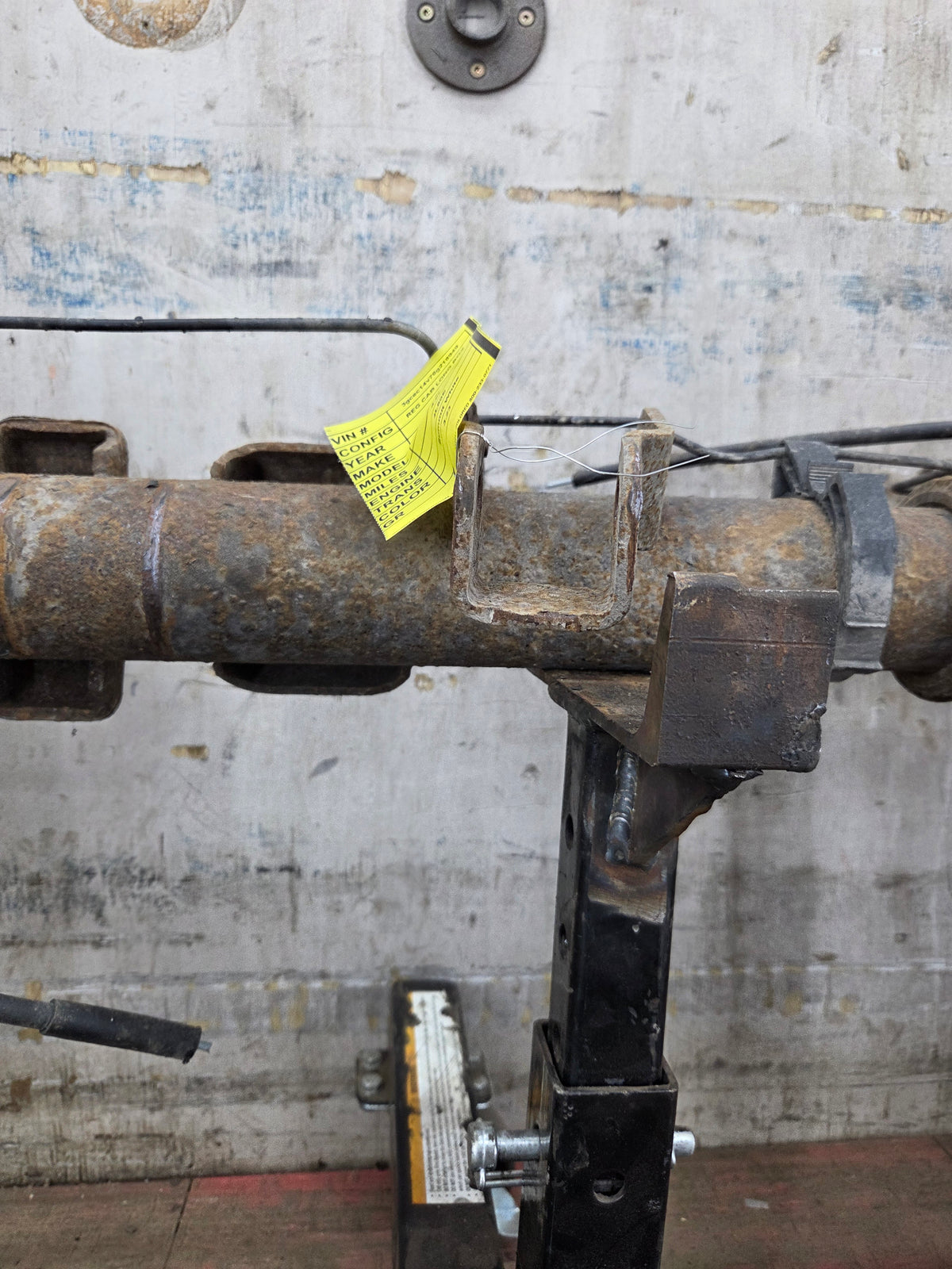 1999-2006 Chevrolet Silverado GMC Sierra 1500 3.23 Rear Axle