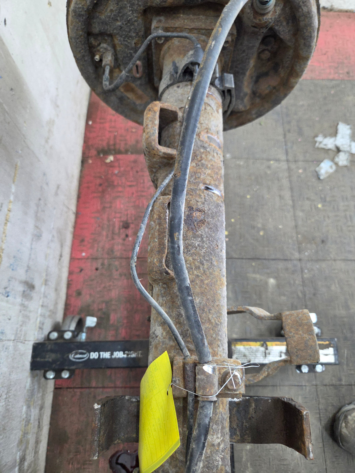 1999-2006 Chevrolet Silverado GMC Sierra 1500 3.23 Rear Axle