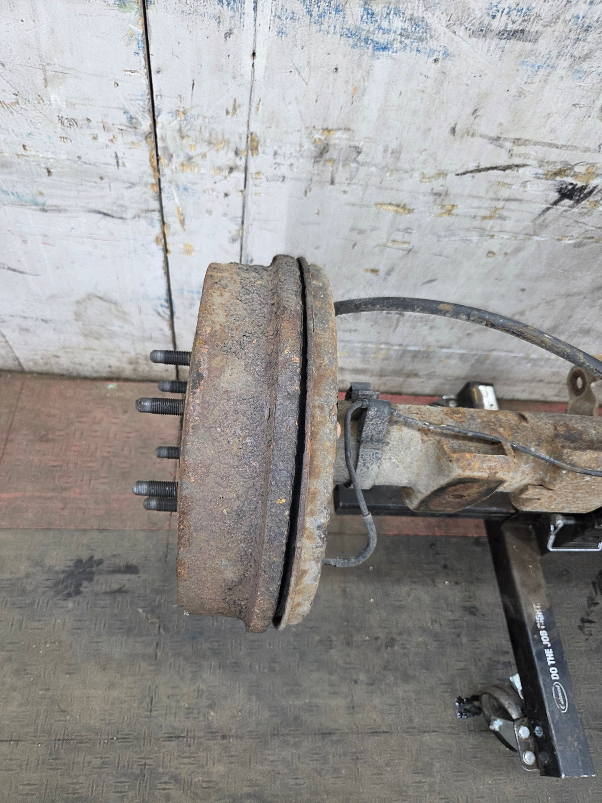 1999-2006 Chevrolet Silverado GMC Sierra 1500 3.23 Rear Axle