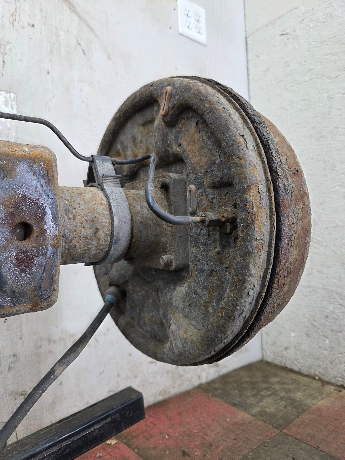 1999-2006 Chevrolet Silverado GMC Sierra 1500 3.23 Rear Axle