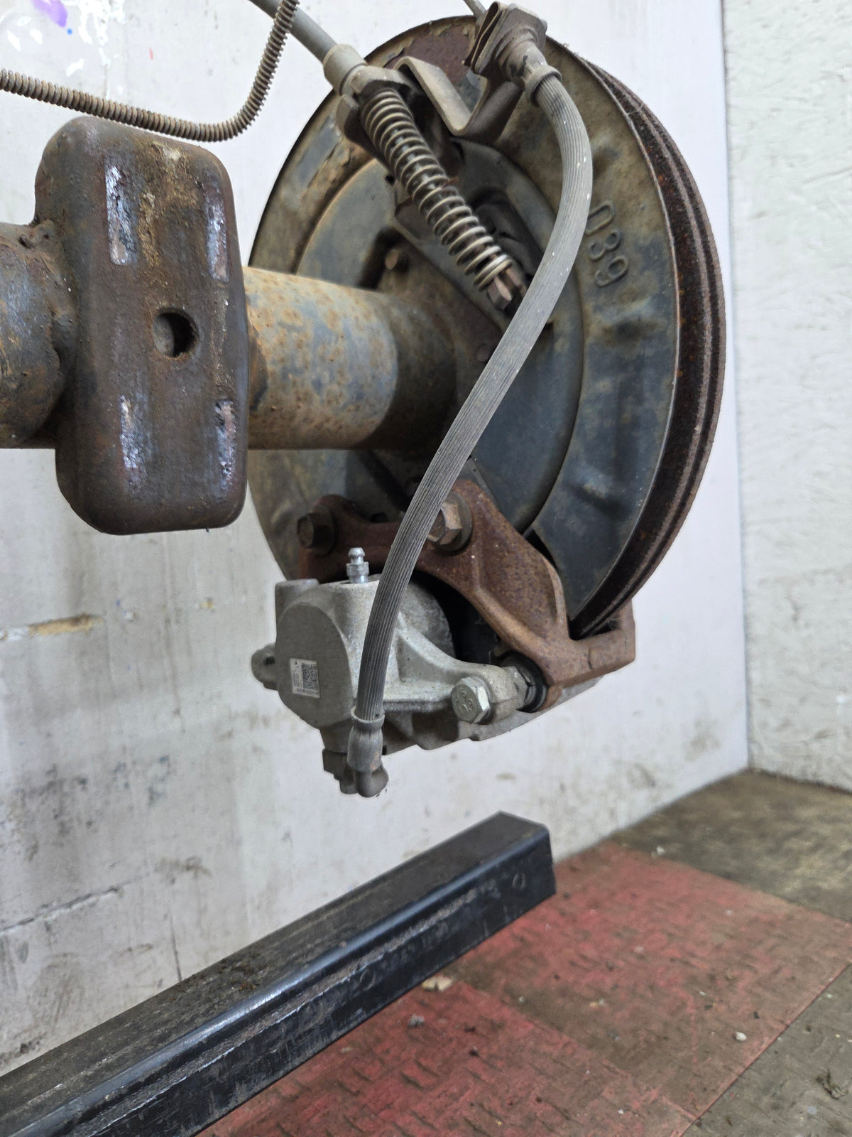 1999-2006 Chevrolet Silverado GMC Sierra 1500 3.73 Rear Axle