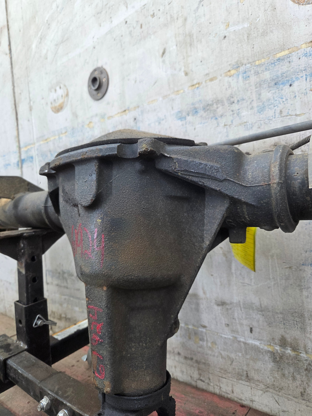 1999-2006 Chevrolet Silverado GMC Sierra 1500 3.73 Rear Axle