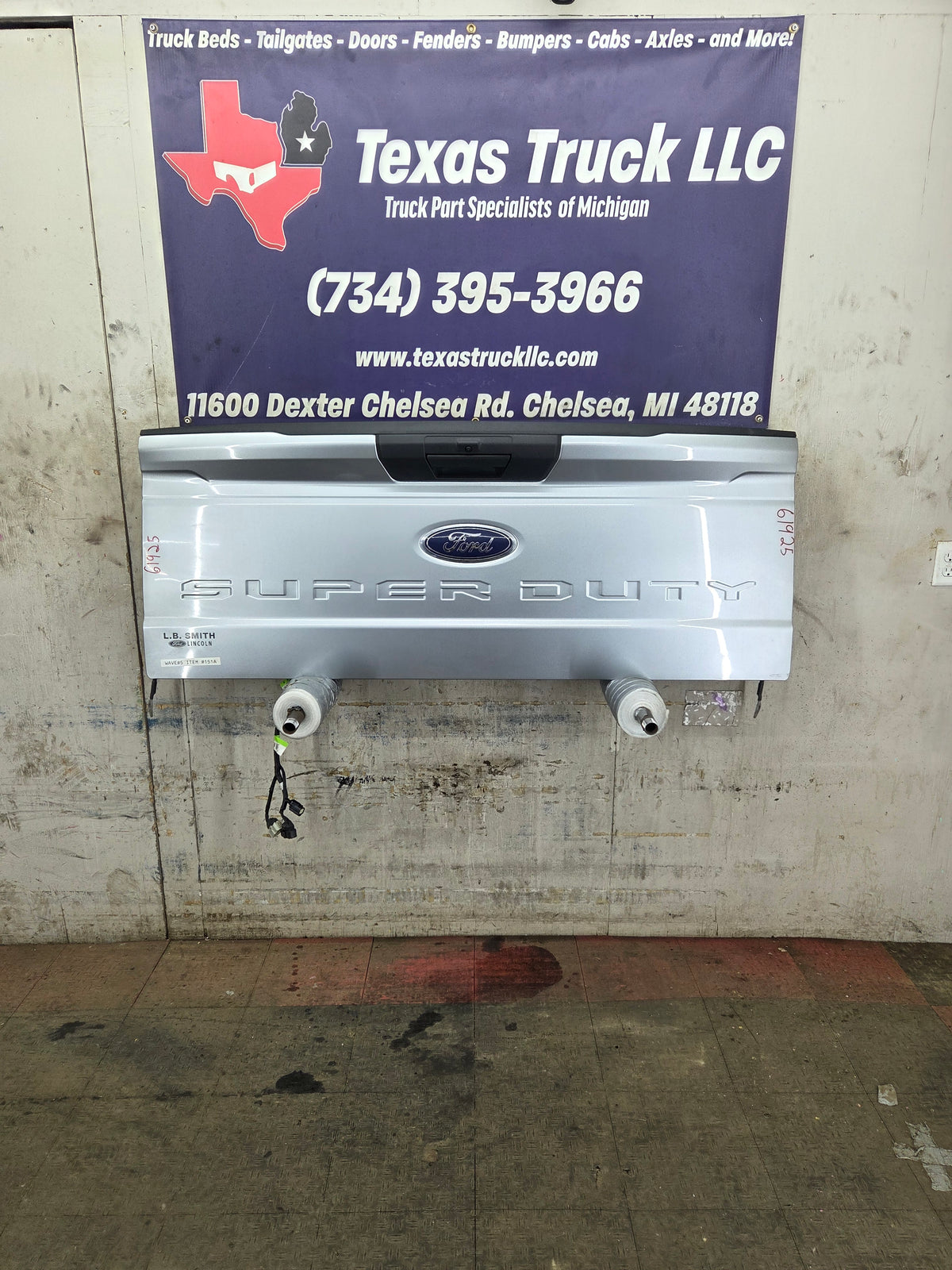 2023-2025 Ford F250 F350 F450 F550 Super Duty Tailgate