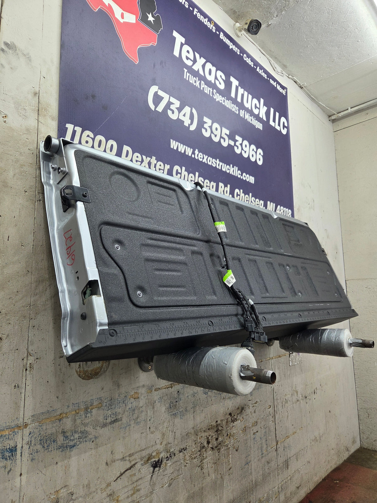 2023-2025 Ford F250 F350 F450 F550 Super Duty Tailgate