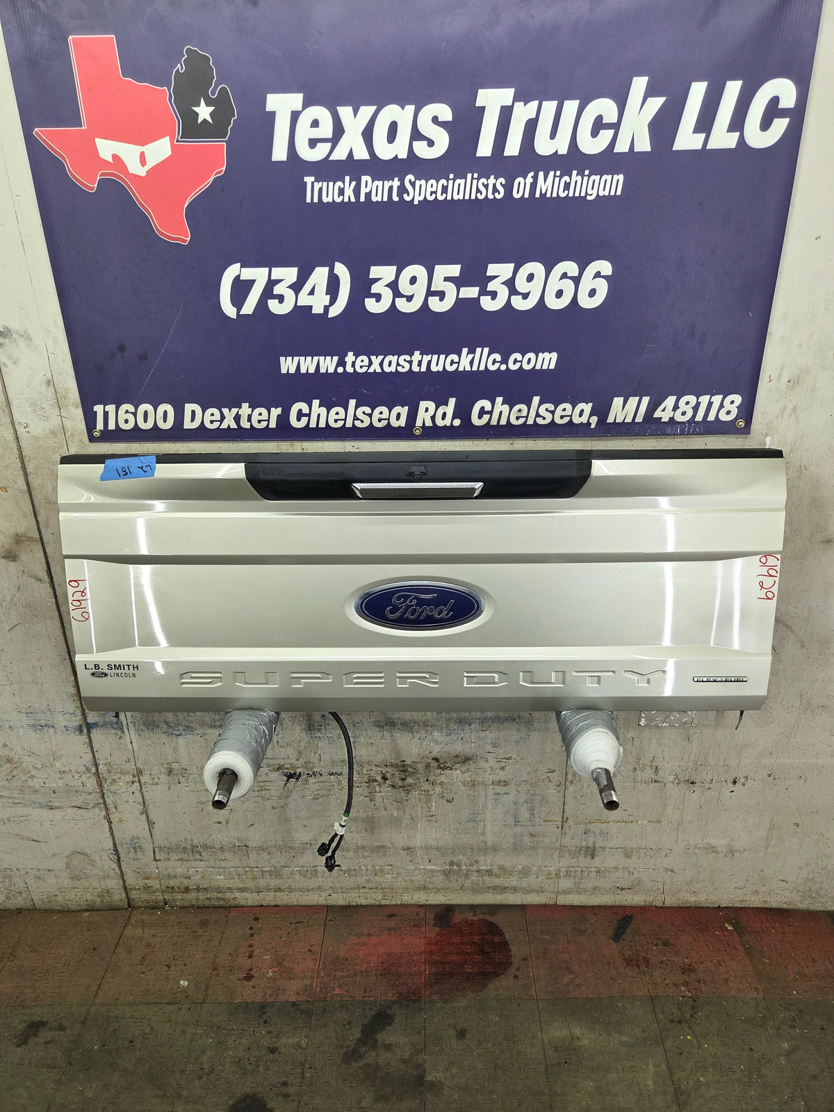 2017-2022 Ford F250 F350 F450 F550 Super Duty Tailgate