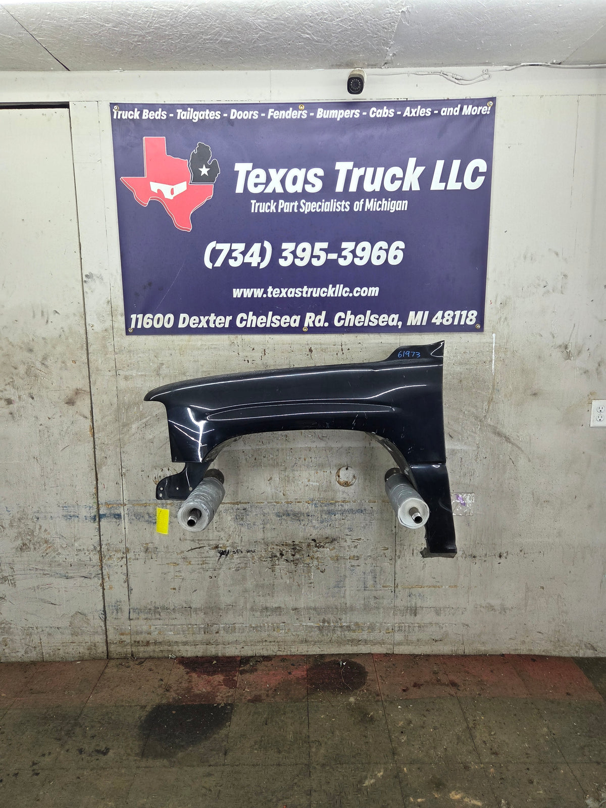 1999-2002 Chevrolet Silverado / Tahoe / Suburban 1500 2500 3500 HD LH Driver Side Front Fender