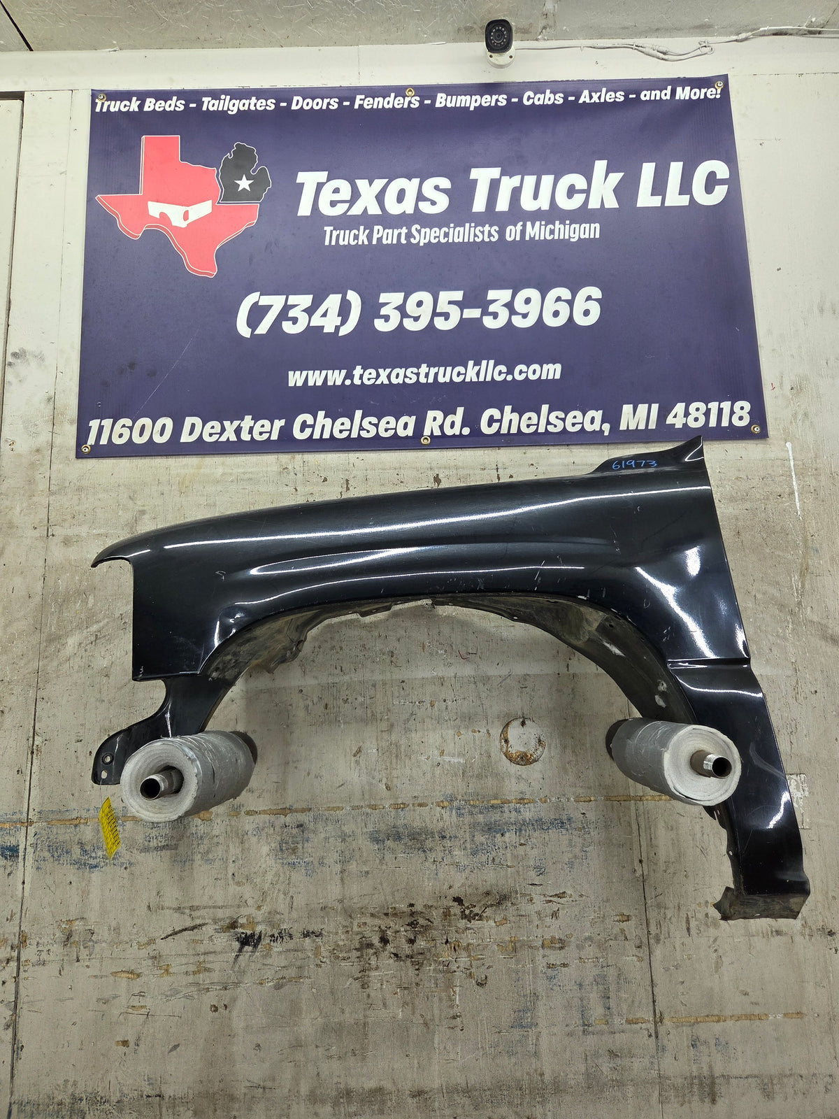 1999-2002 Chevrolet Silverado / Tahoe / Suburban 1500 2500 3500 HD LH Driver Side Front Fender