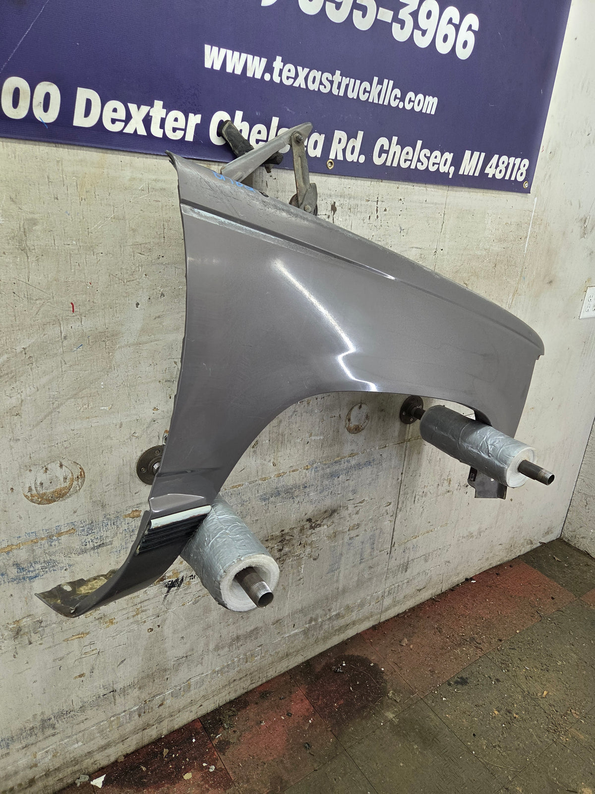 1988-1998 Chevrolet / GMC 1500 2500 3500 Right Hand Passenger Side Front Fender