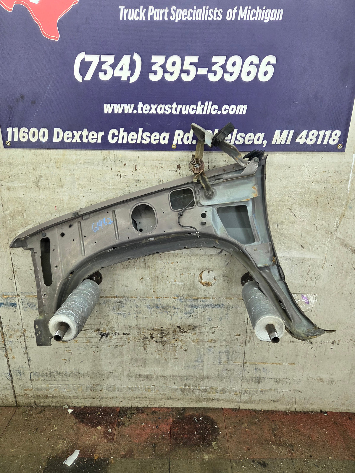 1988-1998 Chevrolet / GMC 1500 2500 3500 Right Hand Passenger Side Front Fender
