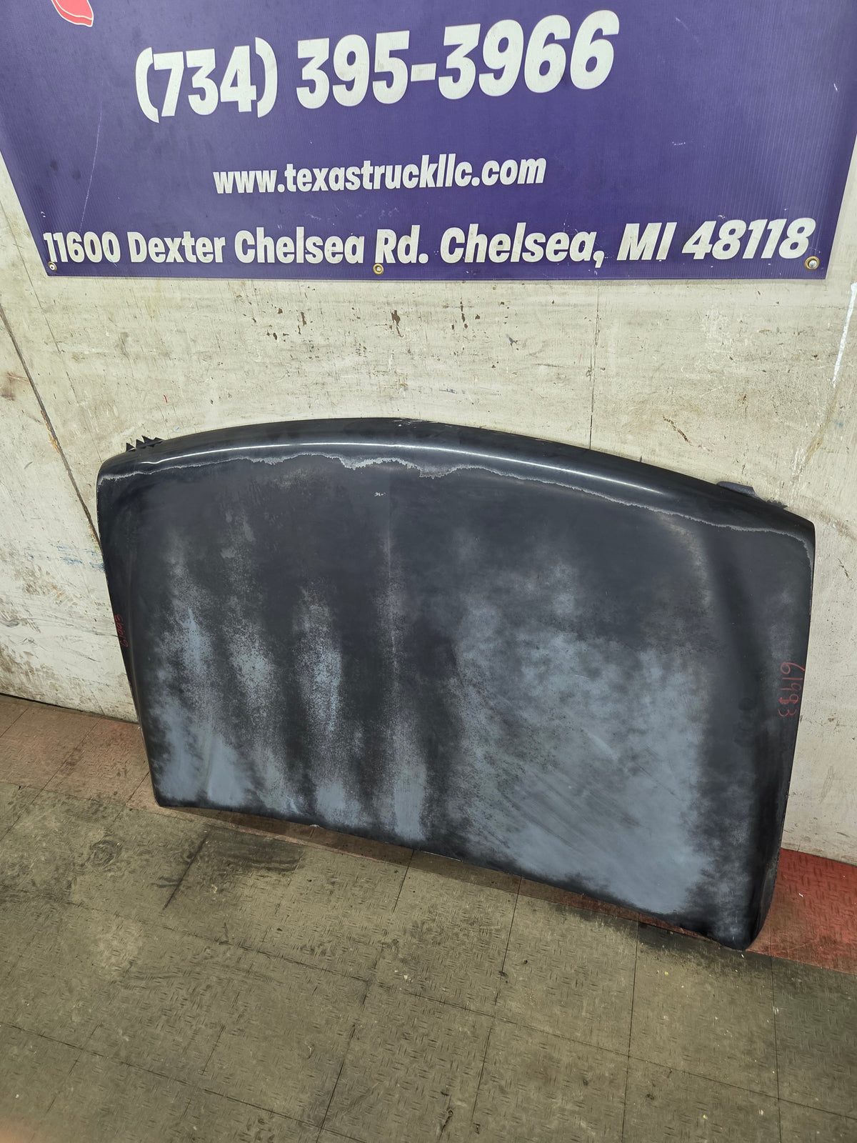 1999-2002 Chevrolet Silverado / Suburban 1500 2500 Hood