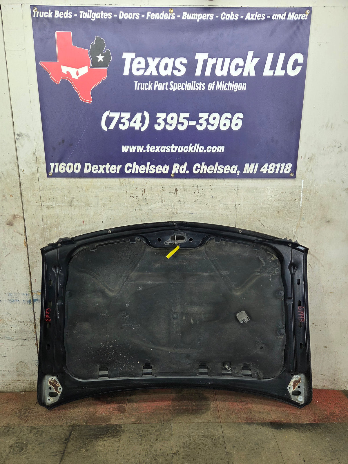 1999-2002 Chevrolet Silverado / Suburban 1500 2500 Hood