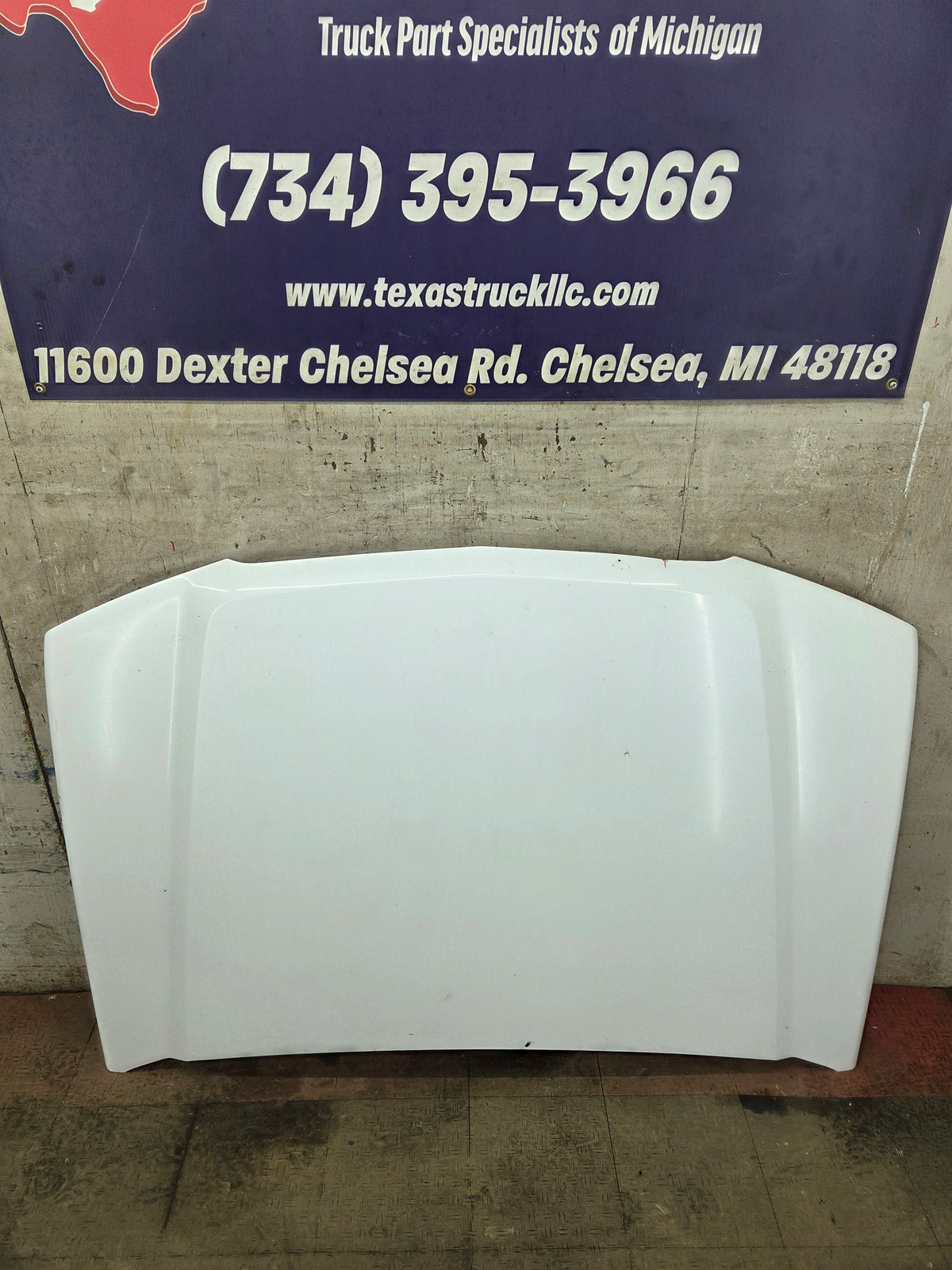 2003-2006 Chevrolet Silverado 1500 2500 'Cateye' Hood