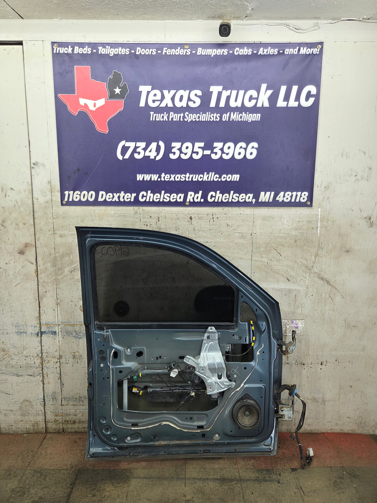 2007-2013 Chevrolet Silverado / GMC Sierra 1500 2500 3500 HD LH Front Driver Side Door
