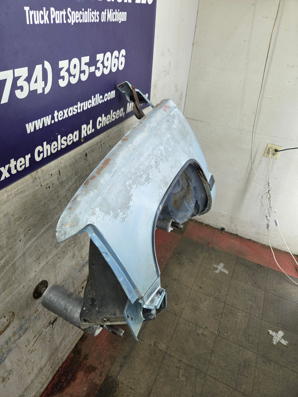 1988-1998 Chevrolet / GMC 1500 2500 3500 Left Hand Driver Side Front Fender