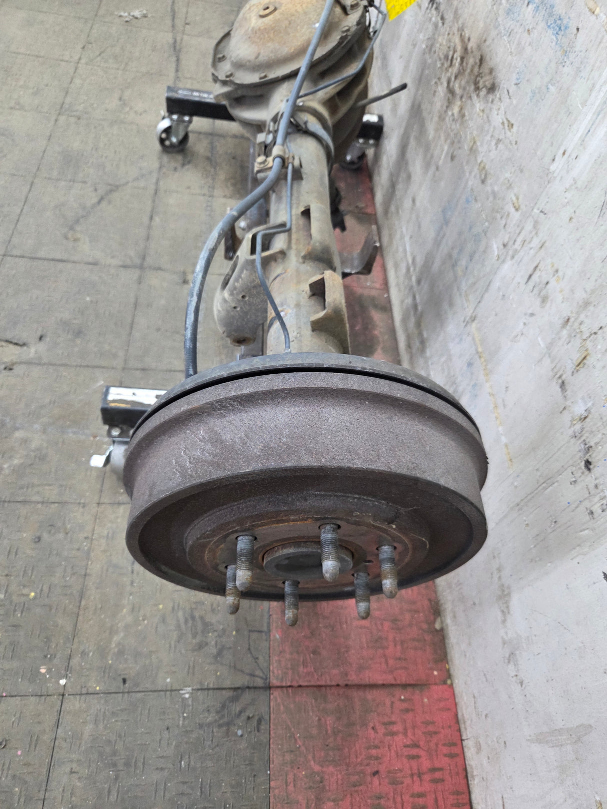 1999-2006 Chevrolet Silverado GMC Sierra 1500 3.42 Rear Axle GU6 G80 Drum Brakes