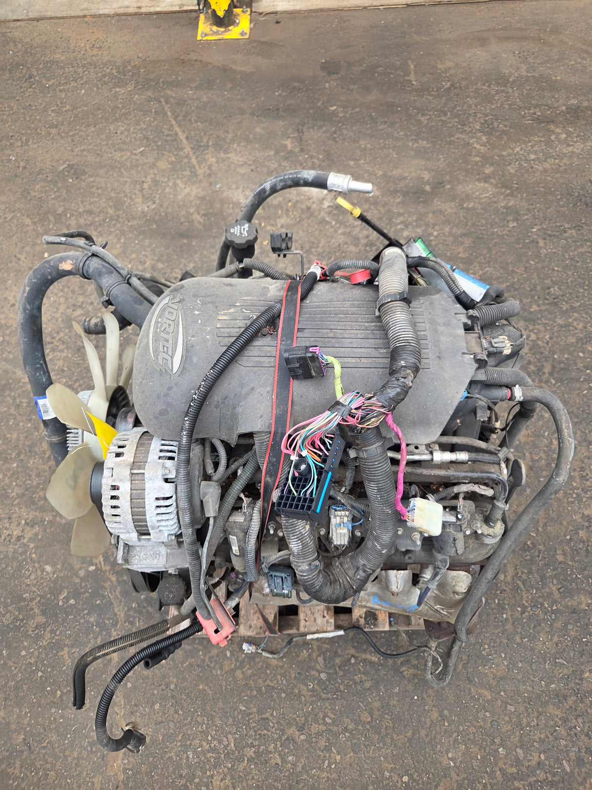 2004 Chevrolet GMC 1500 5.3L Engine LS Vortec Gas Engine Runs Misfire